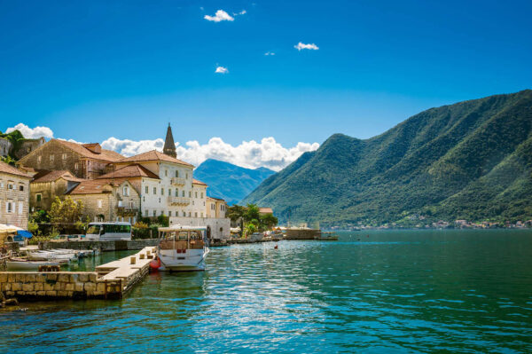 Private tour: Our Lady of the Rocks and Kotor walking tour - Image 2