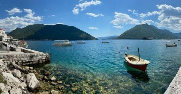 Private tour: Our Lady of the Rocks and Kotor walking tour